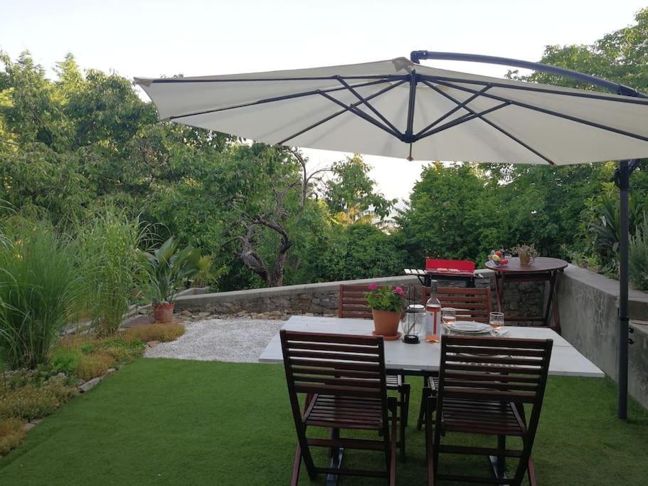 Casa Mini 5 Villa Pécs Kültér fotó